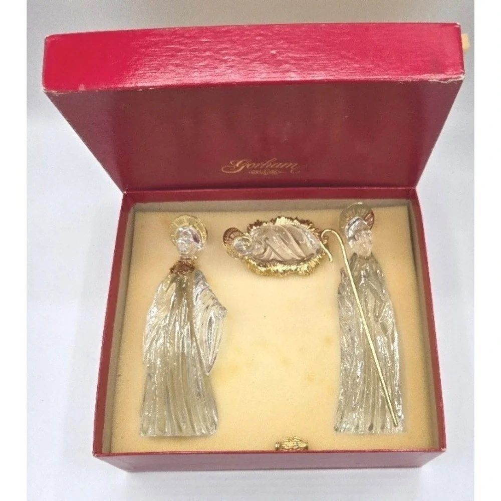 Gorham Full Lead Crystal 3-Piece Nativity Set with Gold Trim